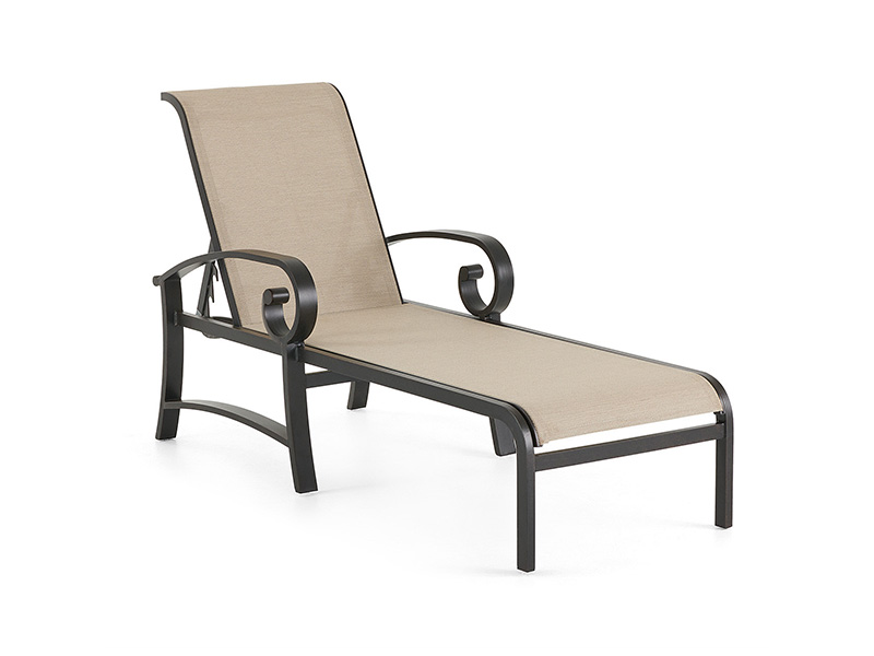 Solstice Aluminium dengan teras Sling Chaise Lounge
